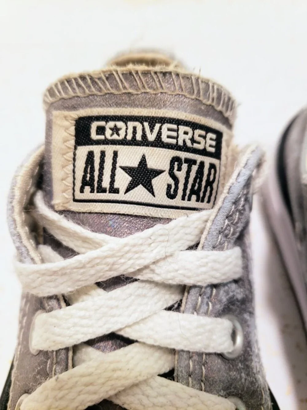 Converse Chuck Taylor All Star Distressed Grey Metallic Sneakers Kids Size 11